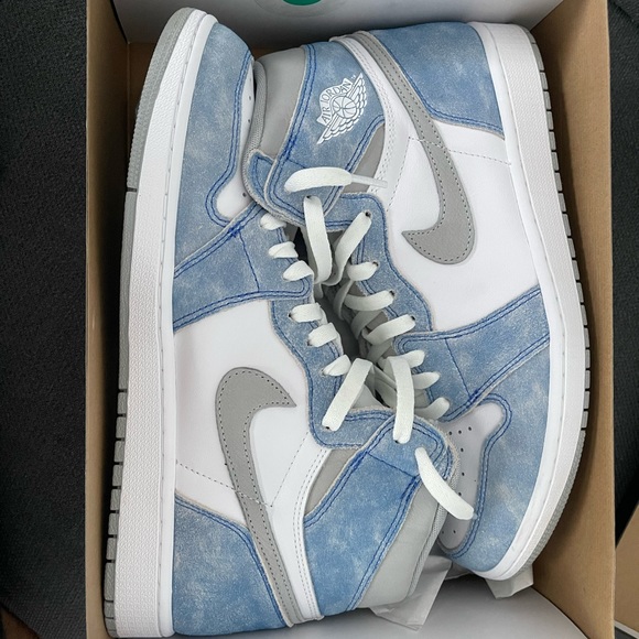 Hyper Royal